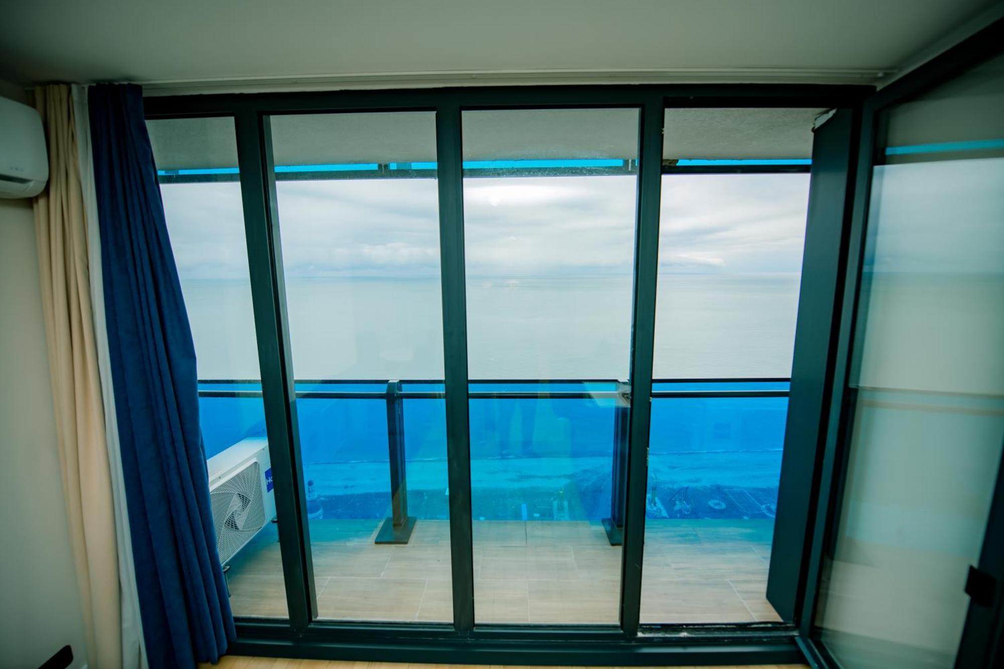 Sea View Apartments In Orbi City Batumi Exteriér fotografie